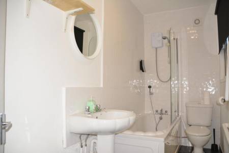 Bow Guest House3